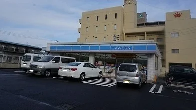 ローソンさんまで700m