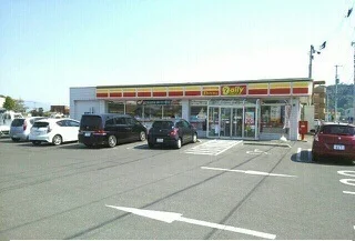 デイリーヤマザキ 高松六条町店まで550m