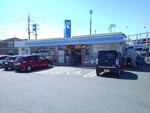 ローソン久留米東合川六丁目店まで50m