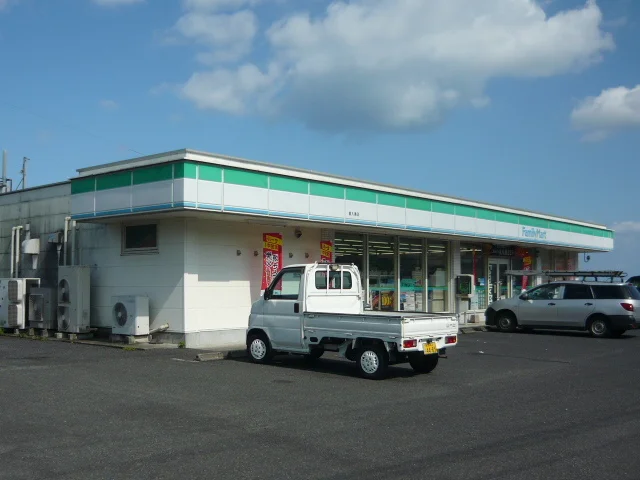 ファミリーマート喜入港店まで2150m