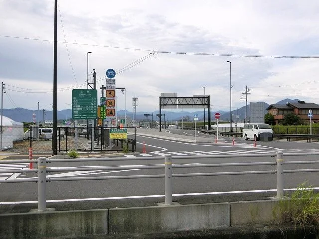 東名高速　日本平久能山スマートまで1900m