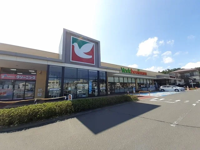 ヨークベニマル塩釜北浜店まで1100m