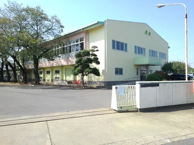 下妻市立高道祖小学校まで800m