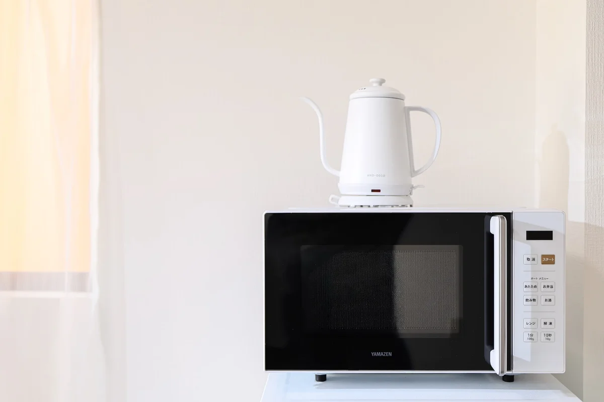 電子レンジと電気ケトル