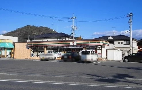 セブンイレブンまで400m