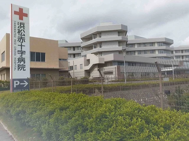 浜松赤十字病院まで558m