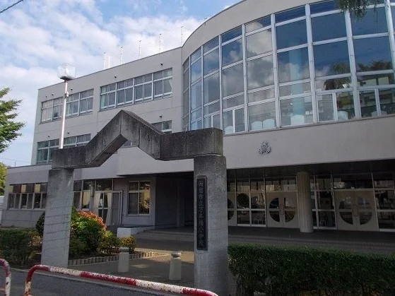 函館市立万年橋小学校まで500m