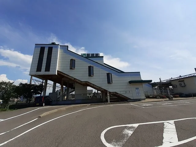 新崎駅まで190m