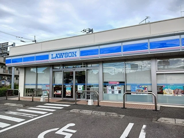 ローソン 徳島西須賀町下中須店まで200m