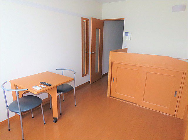 ハイベッドタイプのお部屋です