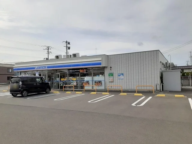 ローソンまで400m