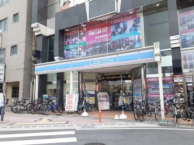 ローソン　東大宮駅西口店まで550m