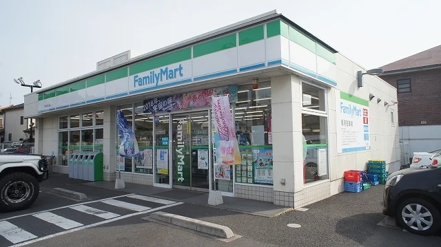 ファミリーマート市原旭五所店まで400m