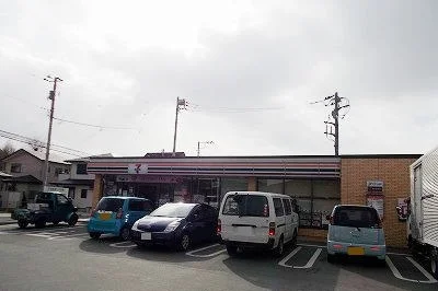 セブンイレブン三島谷田南店まで700m