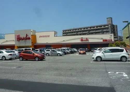 原信　関屋店まで1300m