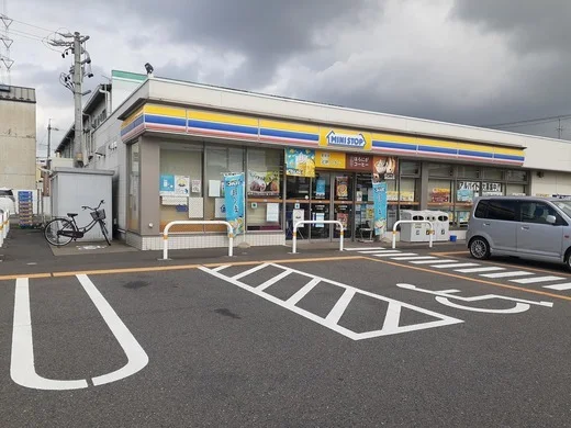 ミニストップ岐阜城東通店まで140m