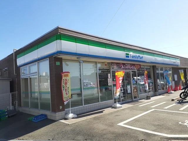 ファミリーマート近鉄宮町駅前店まで267m