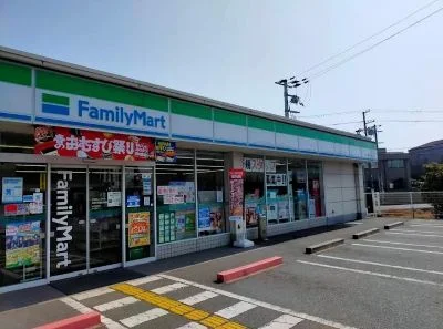 ファミリーマート加古川別府西脇まで600m