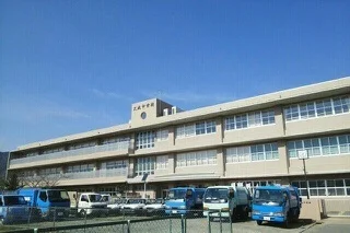 有田市立文成中学校様まで1500m