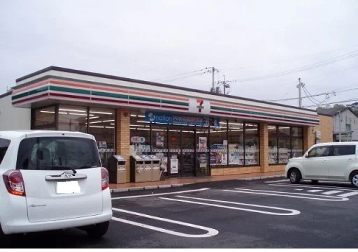 セブンイレブン岡山横井上店まで1500m