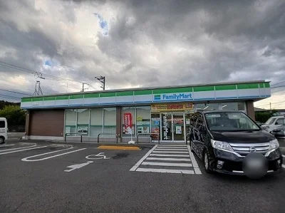 ファミリーマート前田東店さんまで2100m