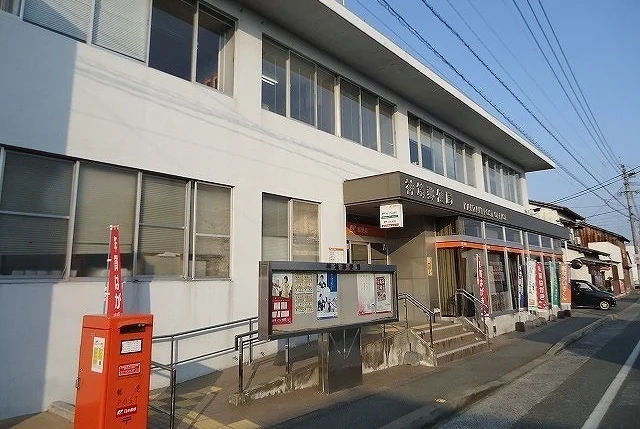 神埼郵便局まで1400m