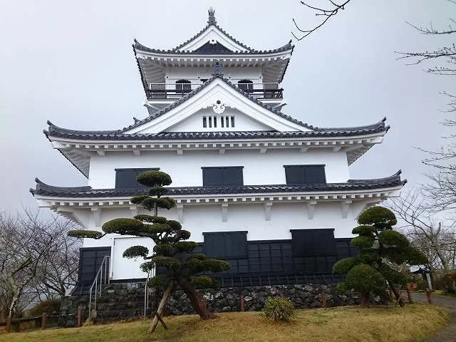 館山城まで850m