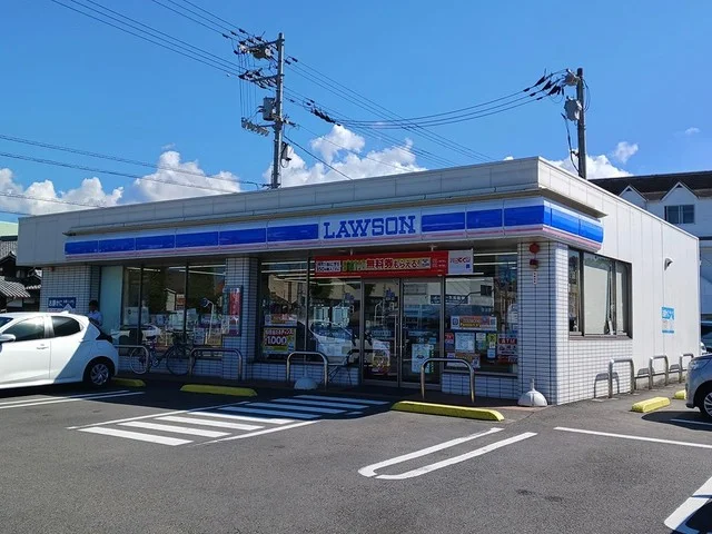 ローソン新居浜西の土居店まで365m