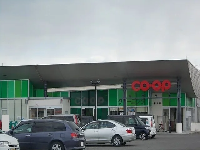 コープ今治店様まで700m