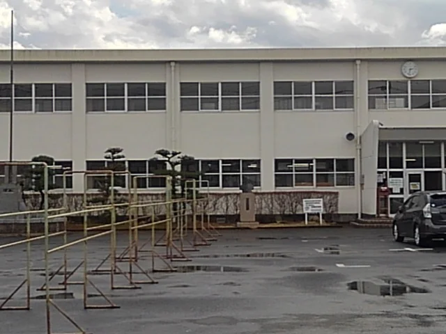 北茂安小学校まで1790m