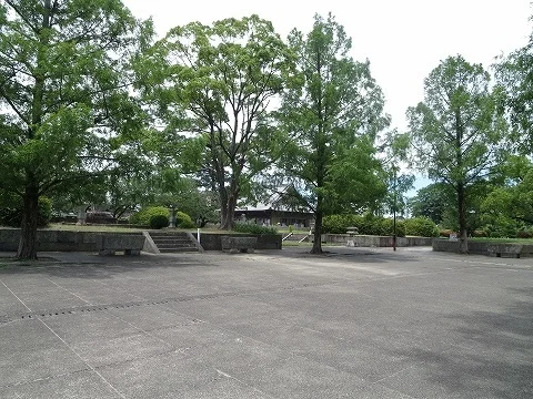 助任緑地まで500m