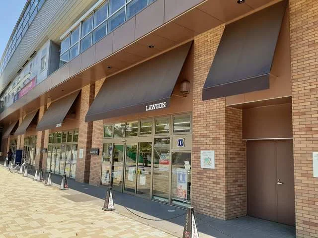 ローソンまで450m