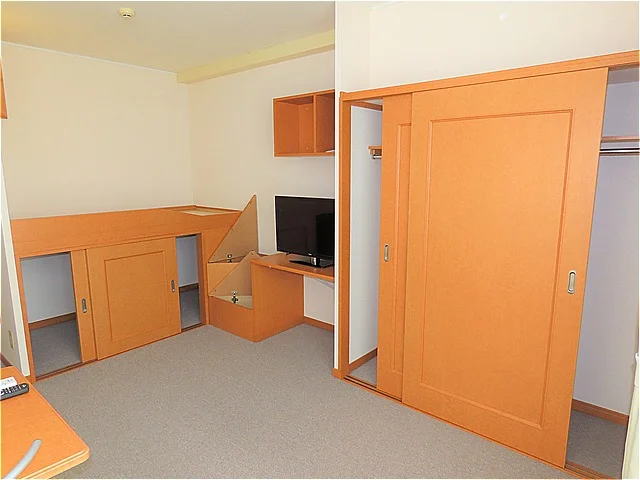 クローゼット、ベッド下収納あり