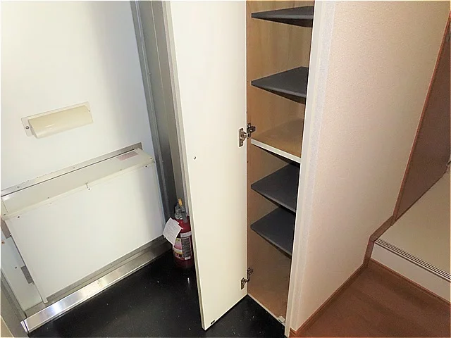 シューズボックスあり