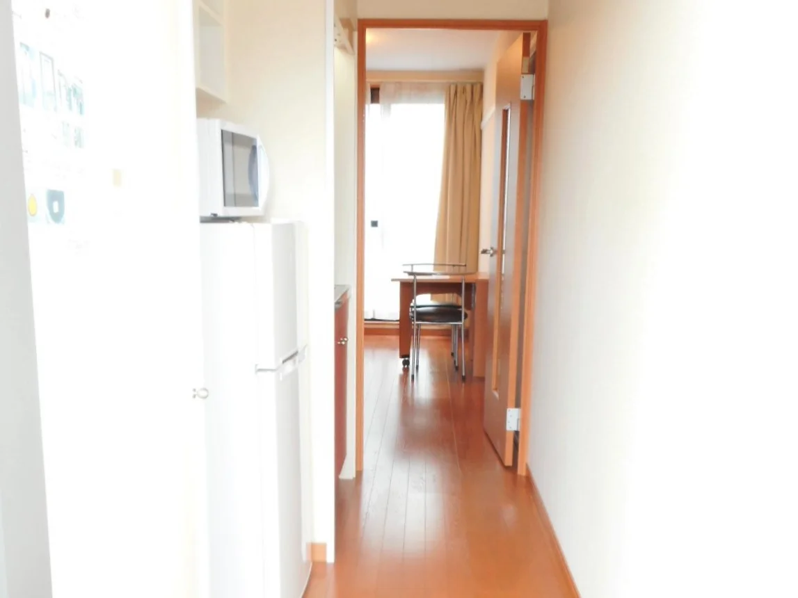 玄関からのアングルです