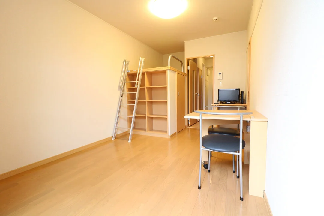 当社人気のハイベッドタイプ!!!決め手はベッド下の収納