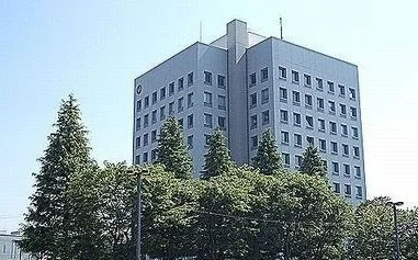八戸市庁まで1500m
