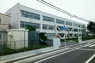 多賀小学校まで820m