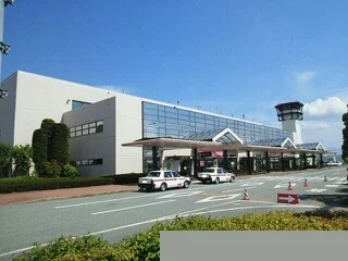 山形空港まで2800m