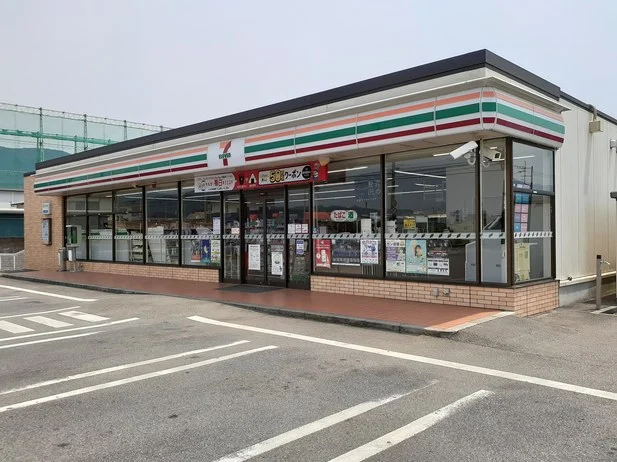 セブンイレブン甲府上阿原店まで500m