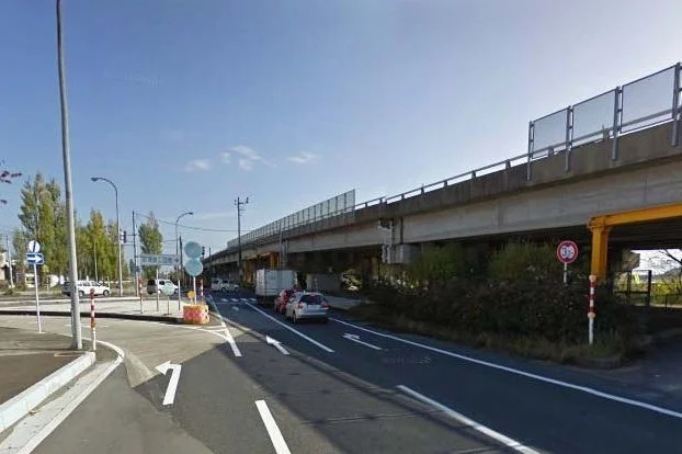 海老ヶ瀬インターまで1800m