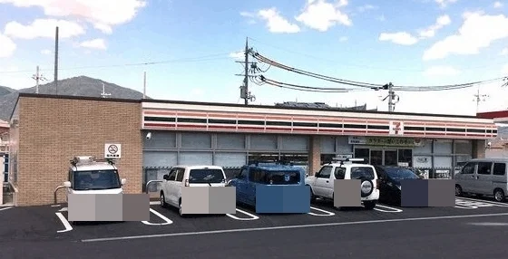 セブンイレブンまで620m