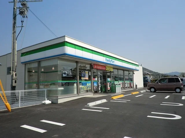 ファミリーマート平生町角浜店まで1400m
