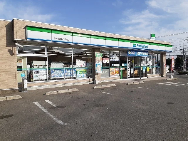 ファミリーマートまで500m