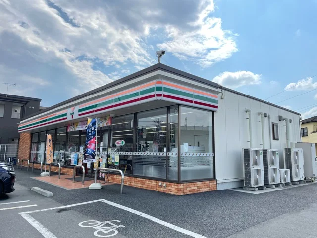 セブンイレブンまで500m
