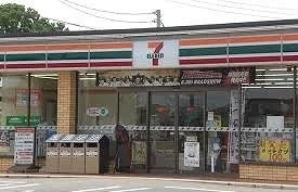 セブンイレブン見福２丁目店まで240m