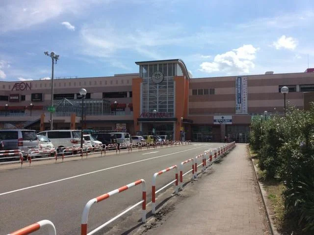 イオン新居浜様まで1000m