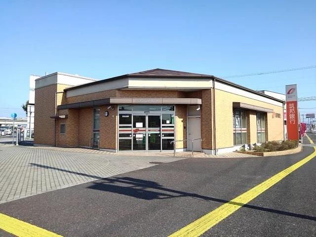 筑邦銀行　小郡支店まで220m