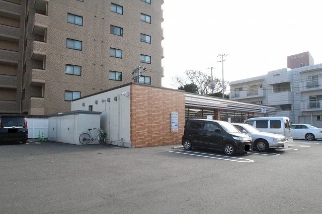 セブンイレブン出水丁目店まで800m