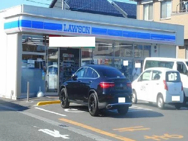 ローソンまで560m